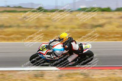 media/Apr-30-2023-CRA (Sun) [[020fcf5d43]]/Race 3-1000 Amateur Supersport/